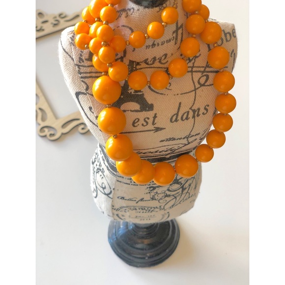 Vintage 70’s Style Orange Beaded Necklace - Picture 2 of 4